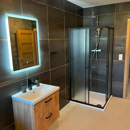 Branna Hodnoceni 10 Wellness Vleky 5 Min * Horni Branna